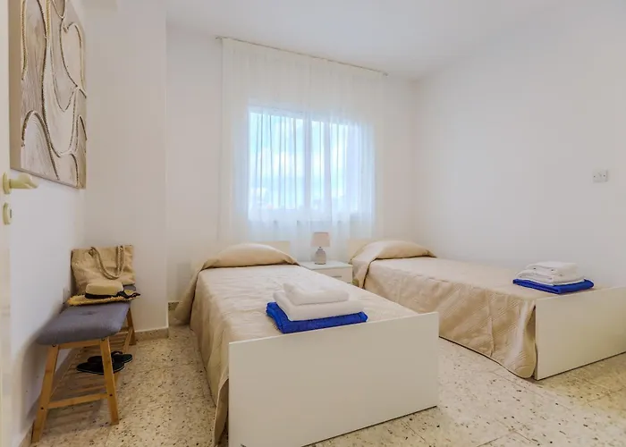 H&o Golden Sunset View Apartament *