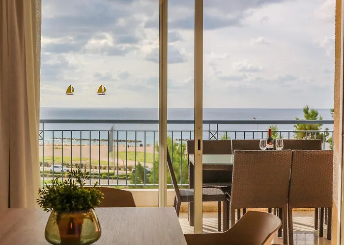 H&o Golden Sunset View * Paphos