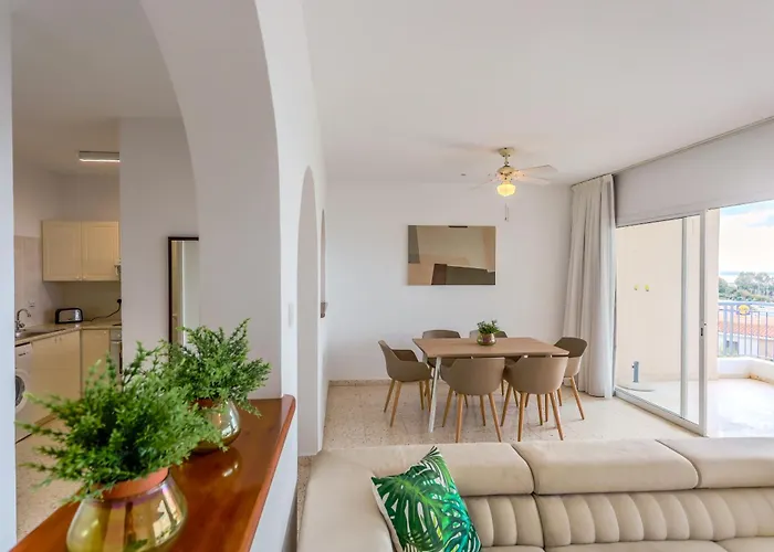 H&o Golden Sunset View Apartamento Paphos