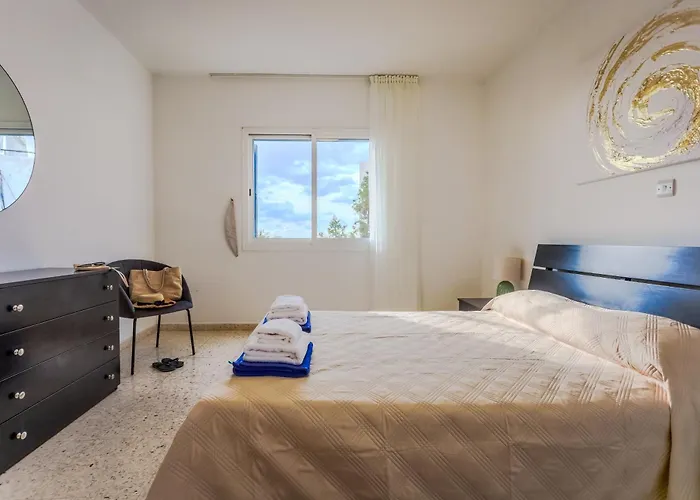 H&o Golden Sunset View Apartamento Paphos