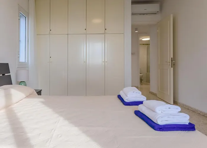 H&o Golden Sunset View